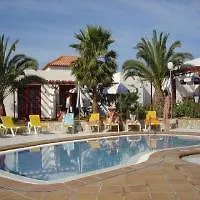 Отель Castillo Beach Bungalows 2*